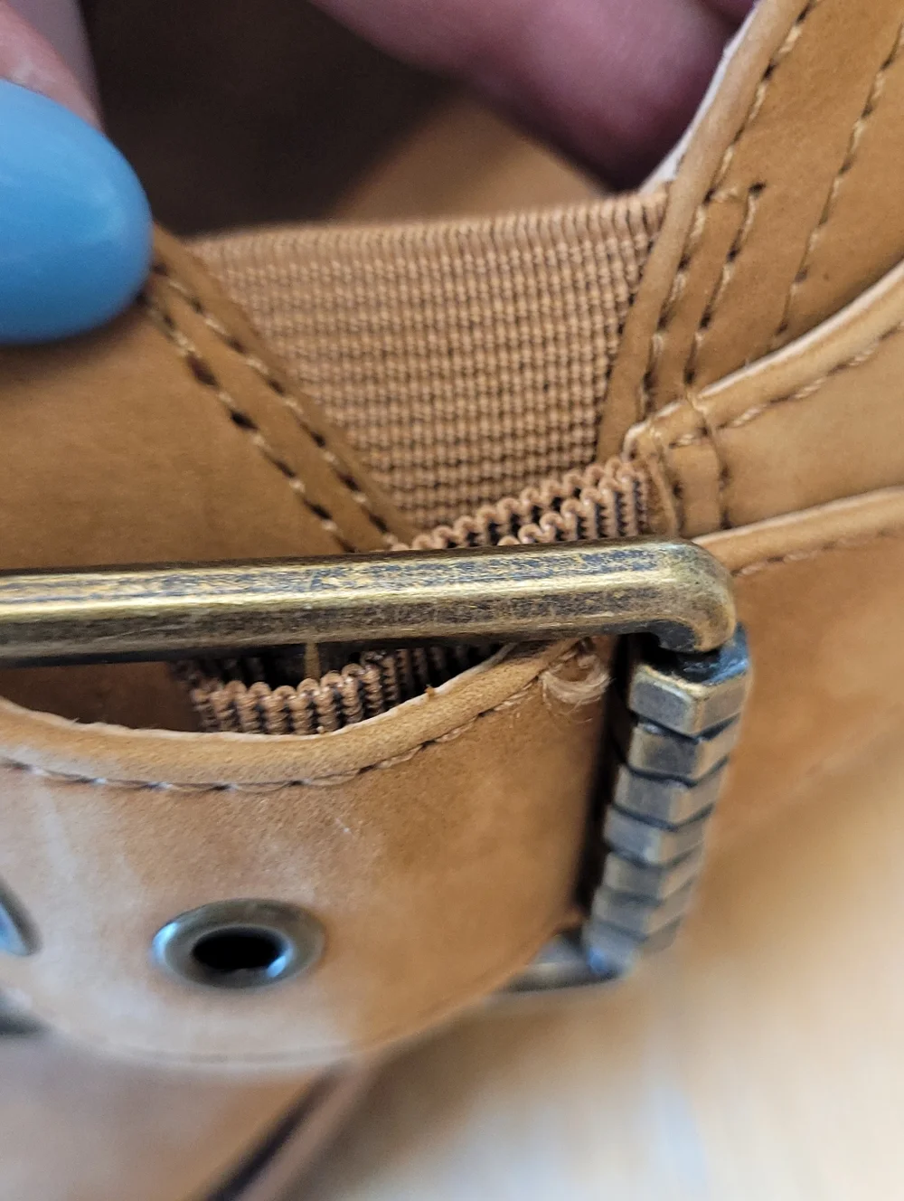 Sofft western buckle